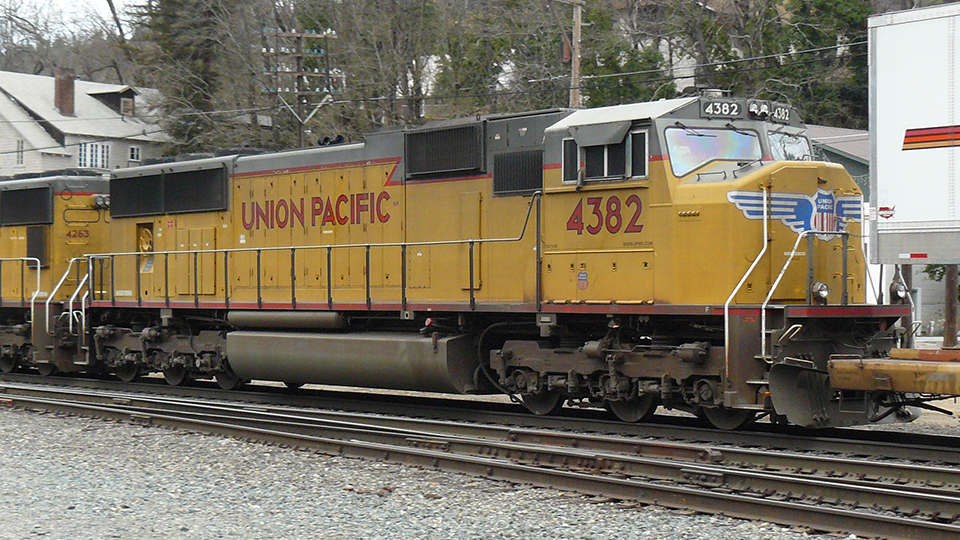 UP 4382