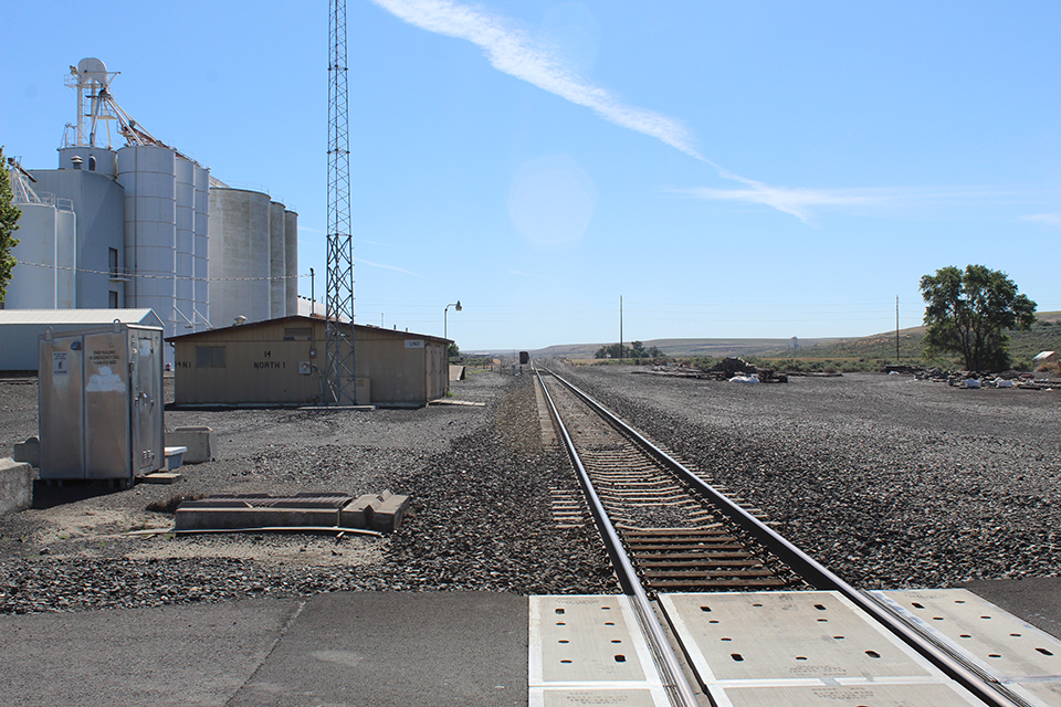 Lind, WA, looking east