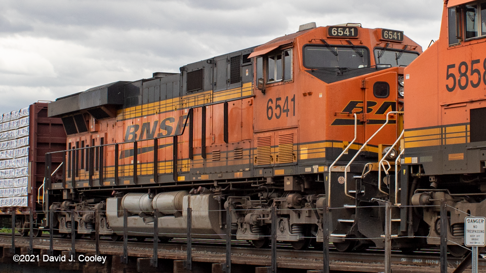 BNSF 6541)